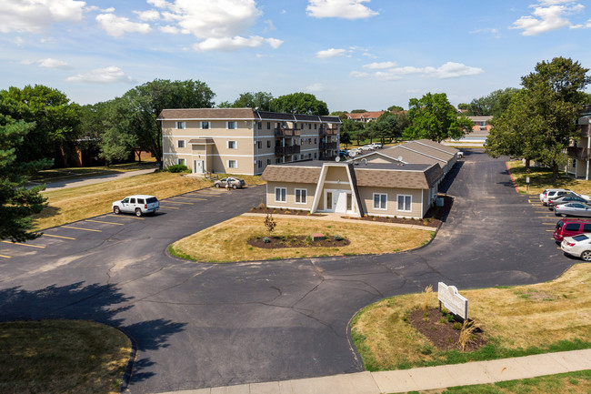 Building Photo - Woodland West