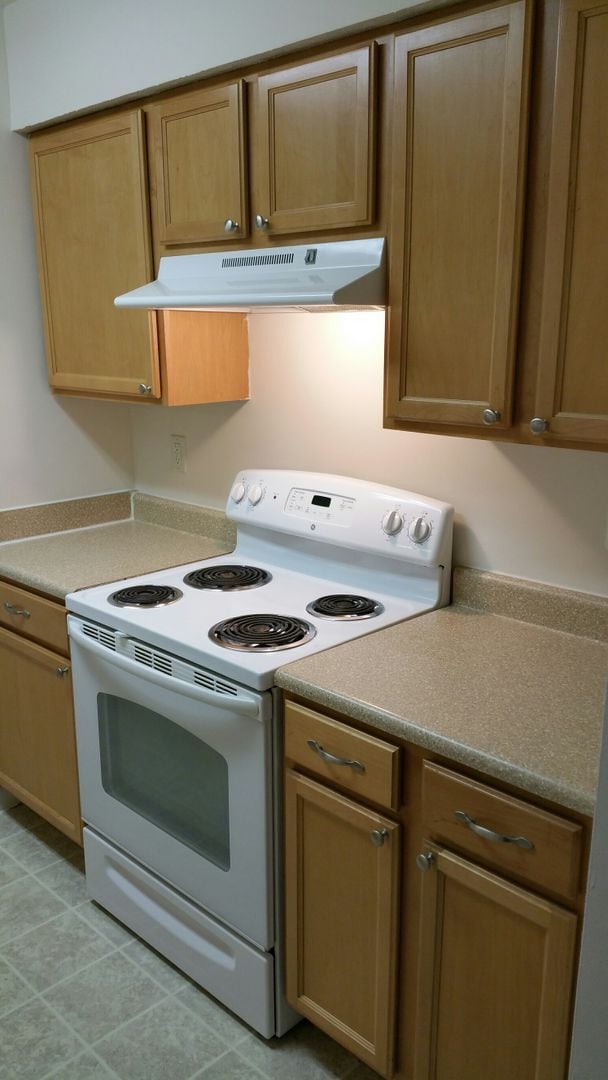 Interior Photo - 185 - COUNTRY VIEW APARTMENTS