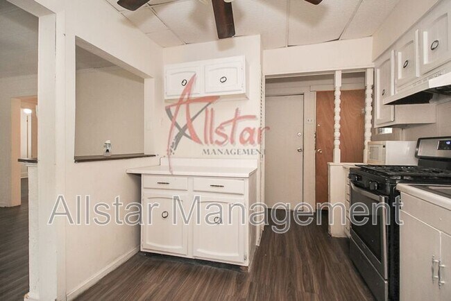 Foto del edificio - 4211 Valley Rd