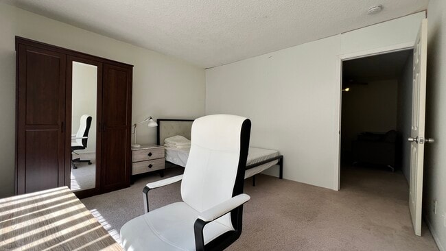 Building Photo - Casa Ophir Apartments