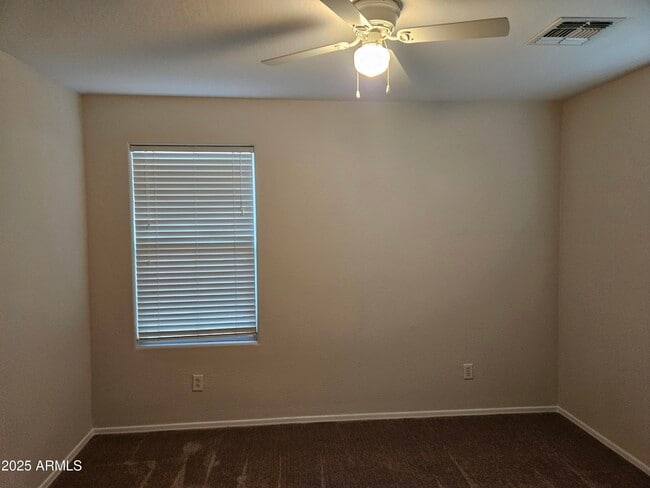 Foto del edificio - 41187 W Bravo Dr