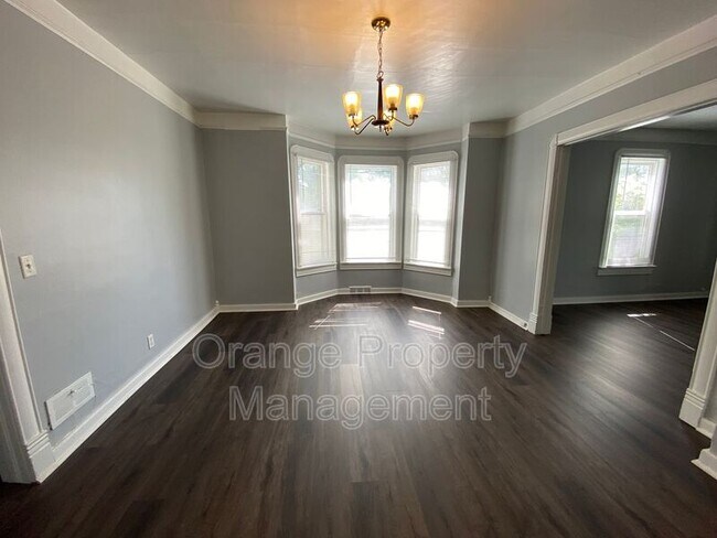 Building Photo - 3944 L St