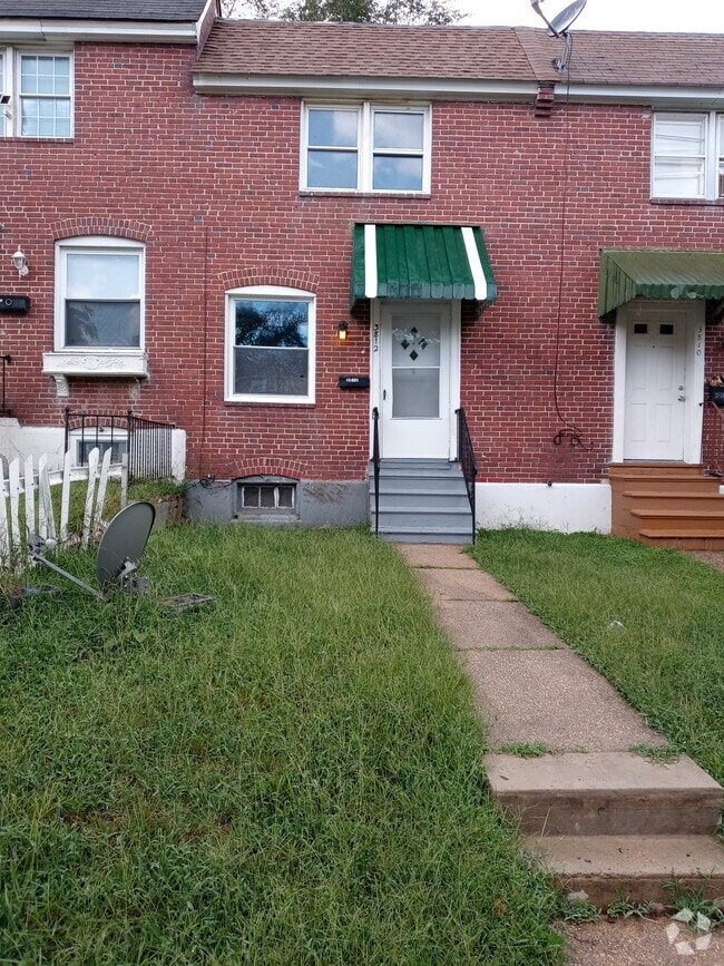 Building Photo - 3812 Saint Margaret St