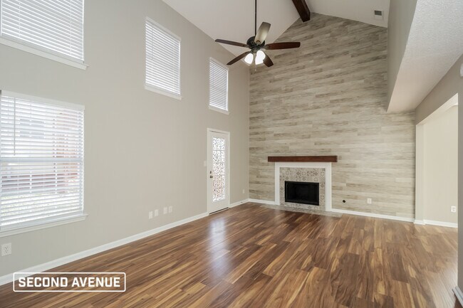 Foto del edificio - 1175 Ruxbury Ct