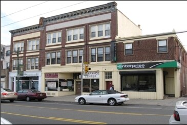 Foto principal - 8113 - 8119 Frankford Ave