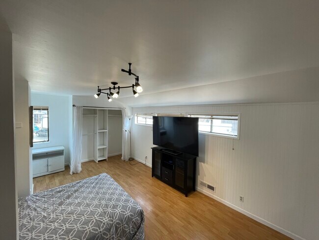 Foto del edificio - 107 Dwight Way