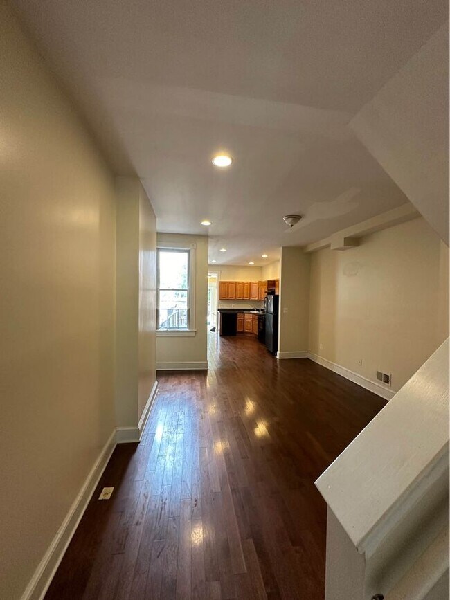 Foto del edificio - 2212 Jefferson St