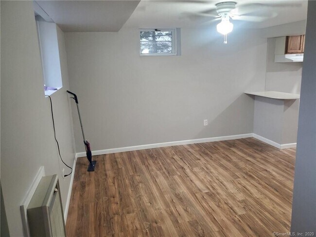 Building Photo - 17 Blake St