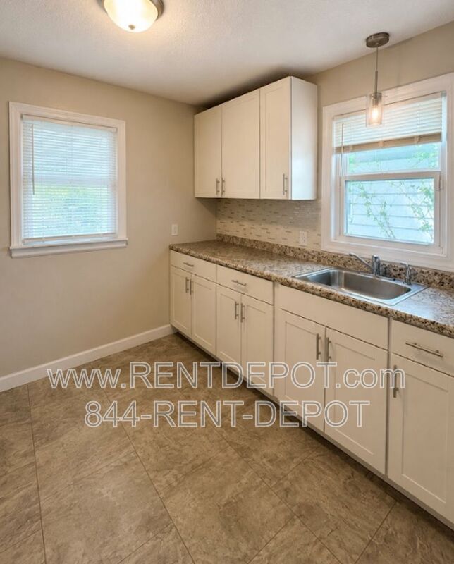 Foto del edificio - 715 E Riverside Dr