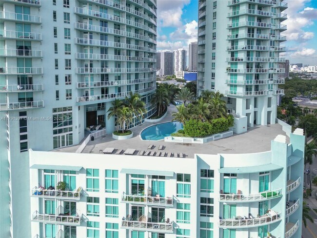 Foto del edificio - 1900 N Bayshore Dr