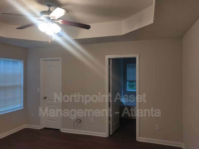 Building Photo - 308 Willow Way