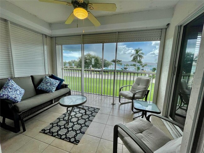 Building Photo - 5800 Sabal Trace Dr