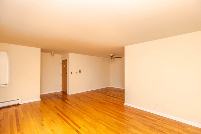 Foto del edificio - 1324 W Lunt Ave