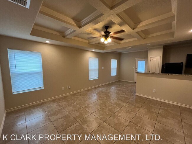Foto del edificio - 3 br, 2.5 bath House - 7006 DONOVAN WAY #101