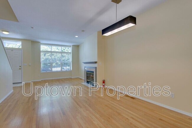 Foto del edificio - 3706 SW Troy St