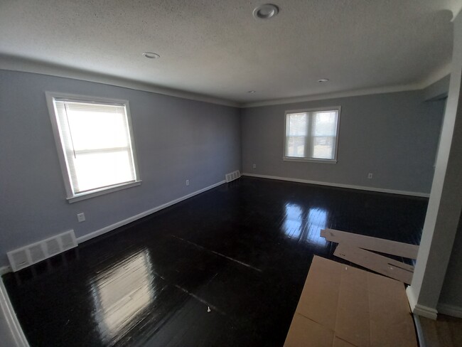 Living Room - 4812 Chatsworth St