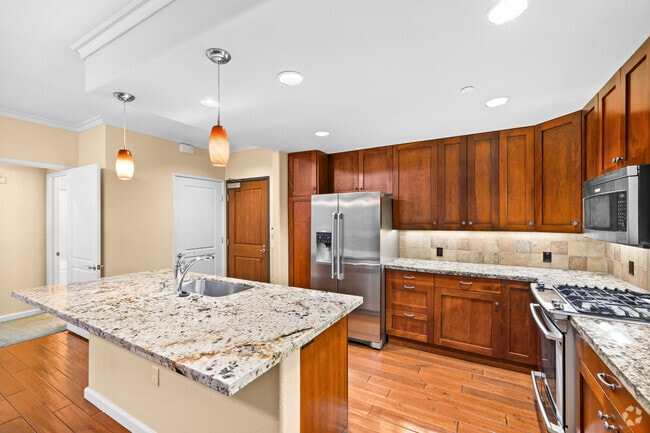 Building Photo - Serrano Luxury Homes and Garden