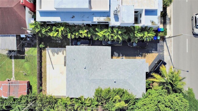 Foto del edificio - 5151 N Miami Ave