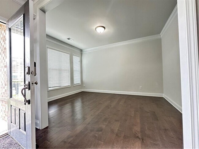 Building Photo - 3781 Heirloom Loop Ct NE