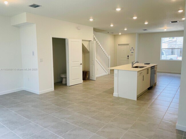 Foto del edificio - 1144 SE 2nd St