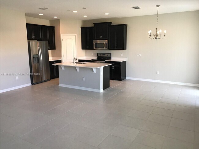 Foto del edificio - 2121 Preston Ln