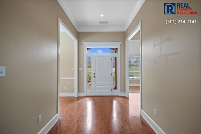 Foto del edificio - 4040 Robinwood Cir
