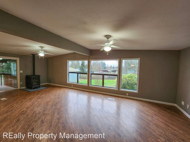 Foto del edificio - 2 br, 2 bath House - 861 Rowan Lane SE