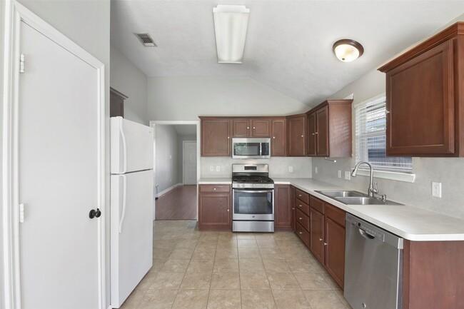 Foto del edificio - 1045 Windmeadows Dr