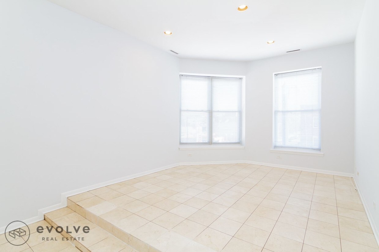 Foto principal - 2758 N Ashland Ave