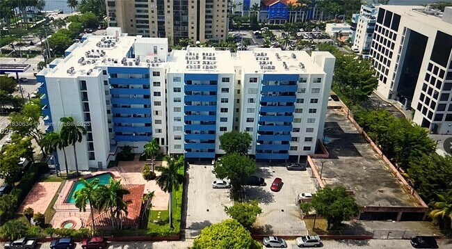 Foto del edificio - 5050 NW 7th St