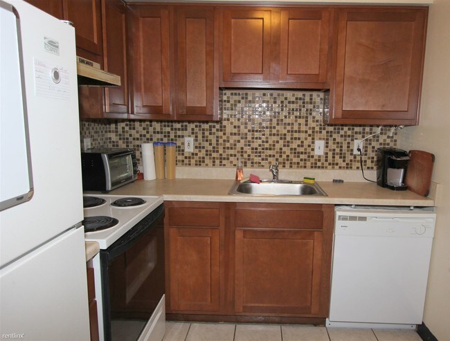 Foto del edificio - 229 N Craig St