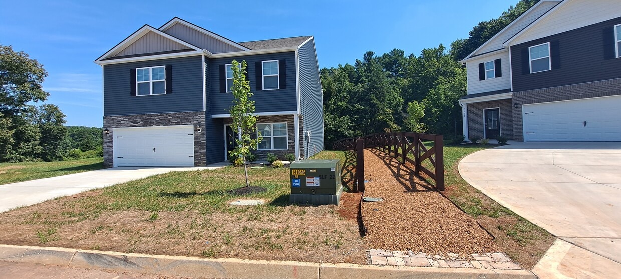 Primary Photo - 7201 Jumping Jack Ln