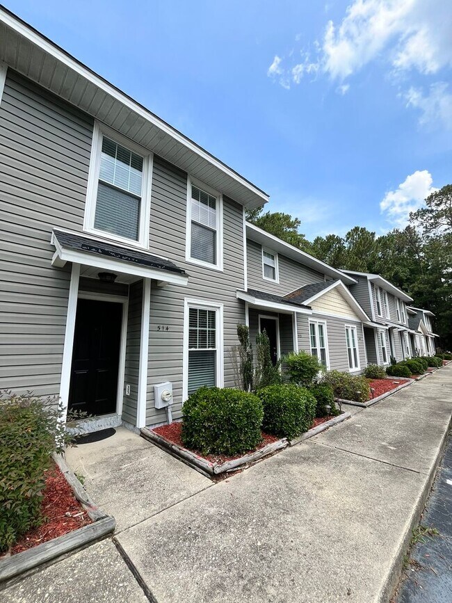 Foto del edificio - 500 Mill Cove