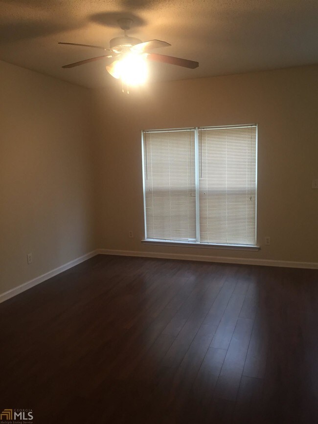 Foto del edificio - 235 Shenandoah Dr