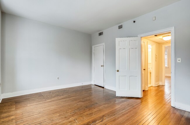 Foto del edificio - Junior League - 3039 M