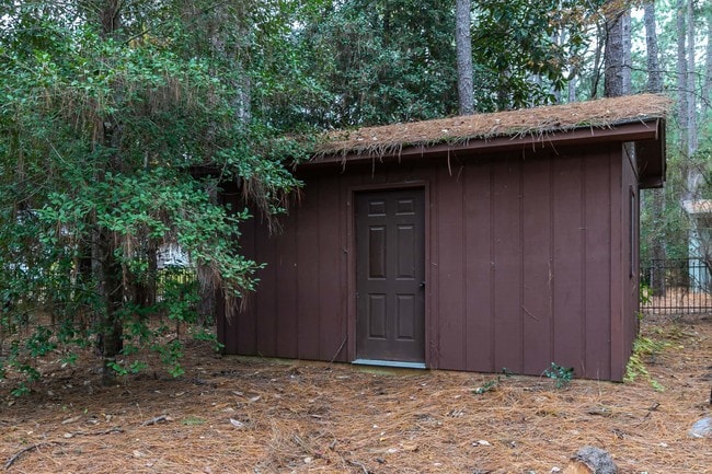 Building Photo - 380 Swoope Dr
