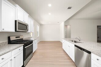 Building Photo - 14306 Coral Dr