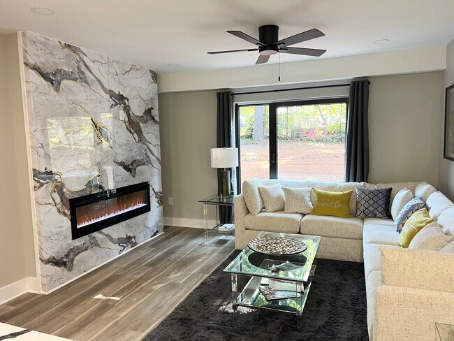 Plano de planta - 4419 Cowan Rd