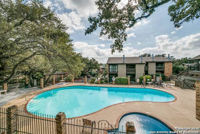 Foto principal - 11815 Vance Jackson Rd