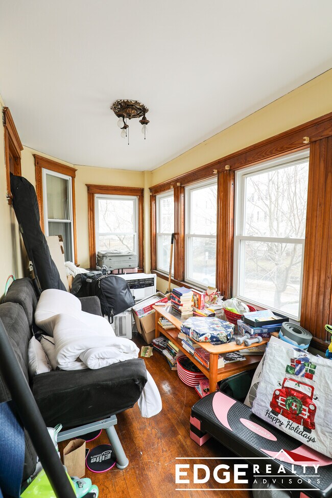 Building Photo - 488 Washington St