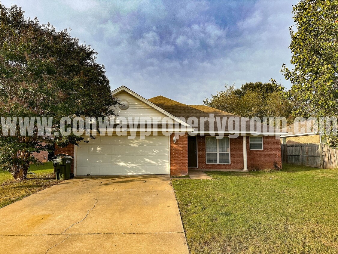 Primary Photo - 2210 Landover Trail