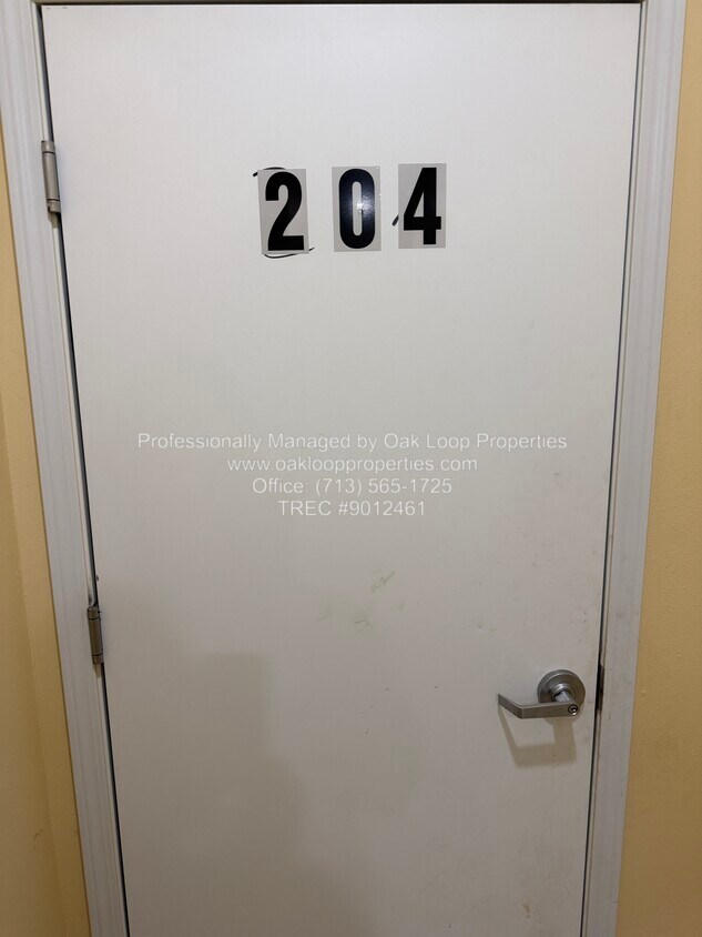 Photo - 2724 Crossview Dr Unit 204 -