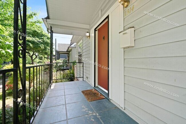 Foto del edificio - Charming Hosford-Abernethy Craftsman – 3 Bedroom Home w/ Fenced Yard - Pets Welcome!