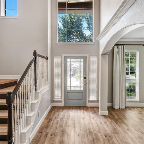 Building Photo - 3812 Lindale Dr
