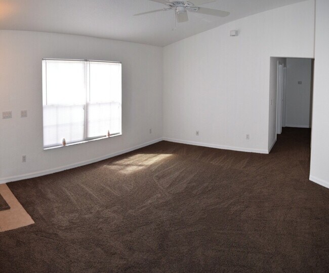 Building Photo - 53 ALMOND RD