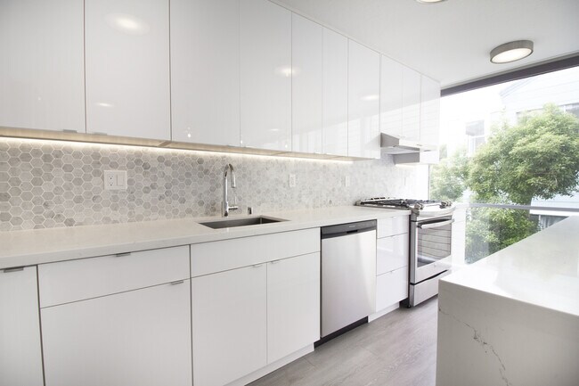 Foto del edificio - 2355 Scott St