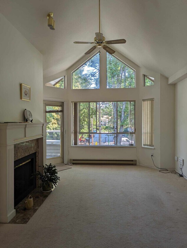 Primary Photo - 5565 Inman Av