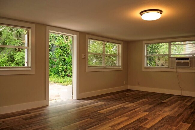 Foto del edificio - Updated Single Family Home