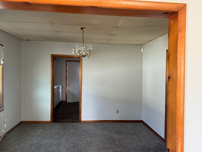 Foto del edificio - Great bones, great location