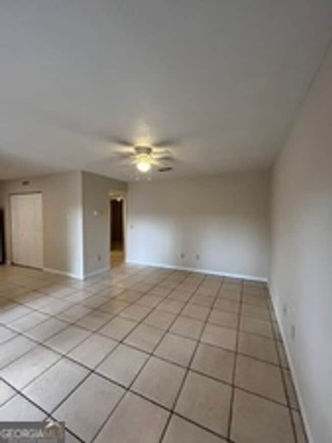 Building Photo - 117 Seaparc Cir